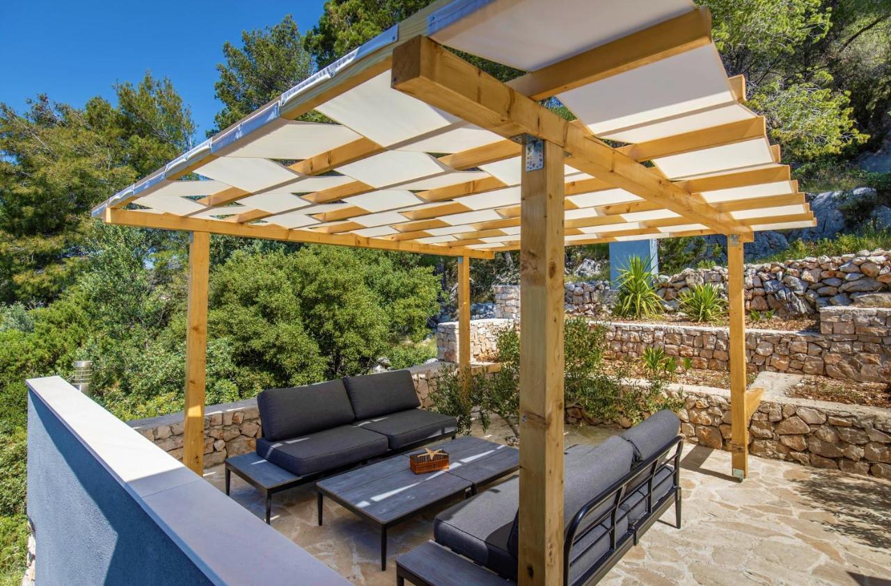 Regina With Heated Pool And Sea View Villa *